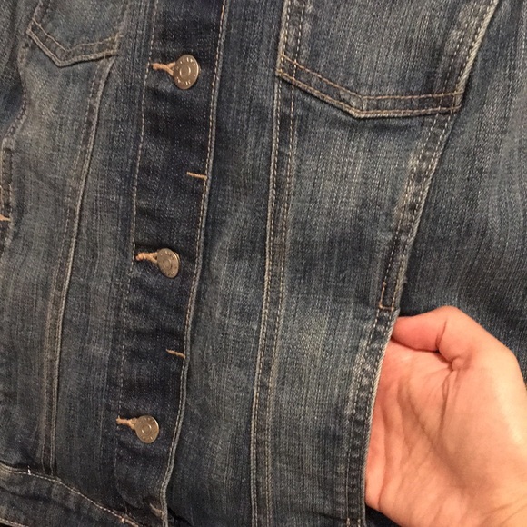 Reitmans Jeans - Denim Vest With Embroidery Detail - 2x - Picture 3 of 8